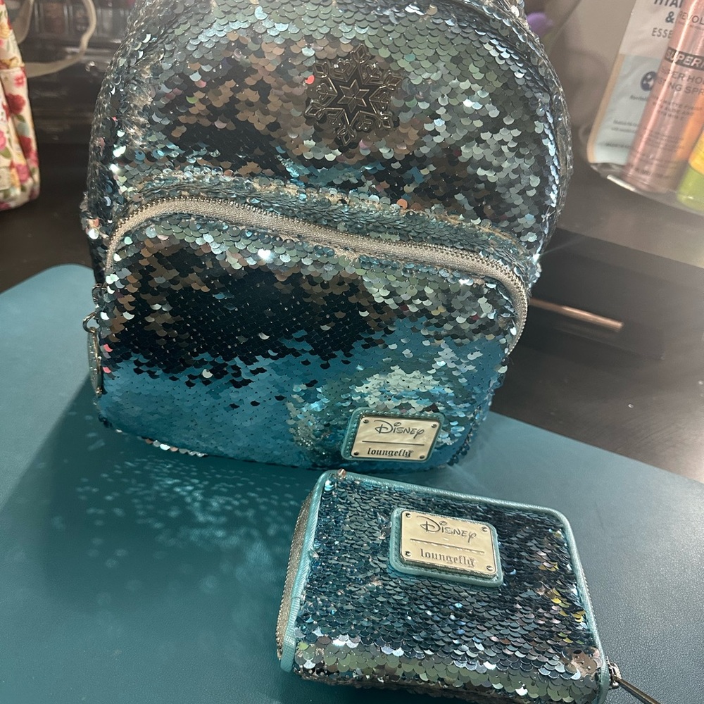 Disney Frozen II Blue Sequin Wallet